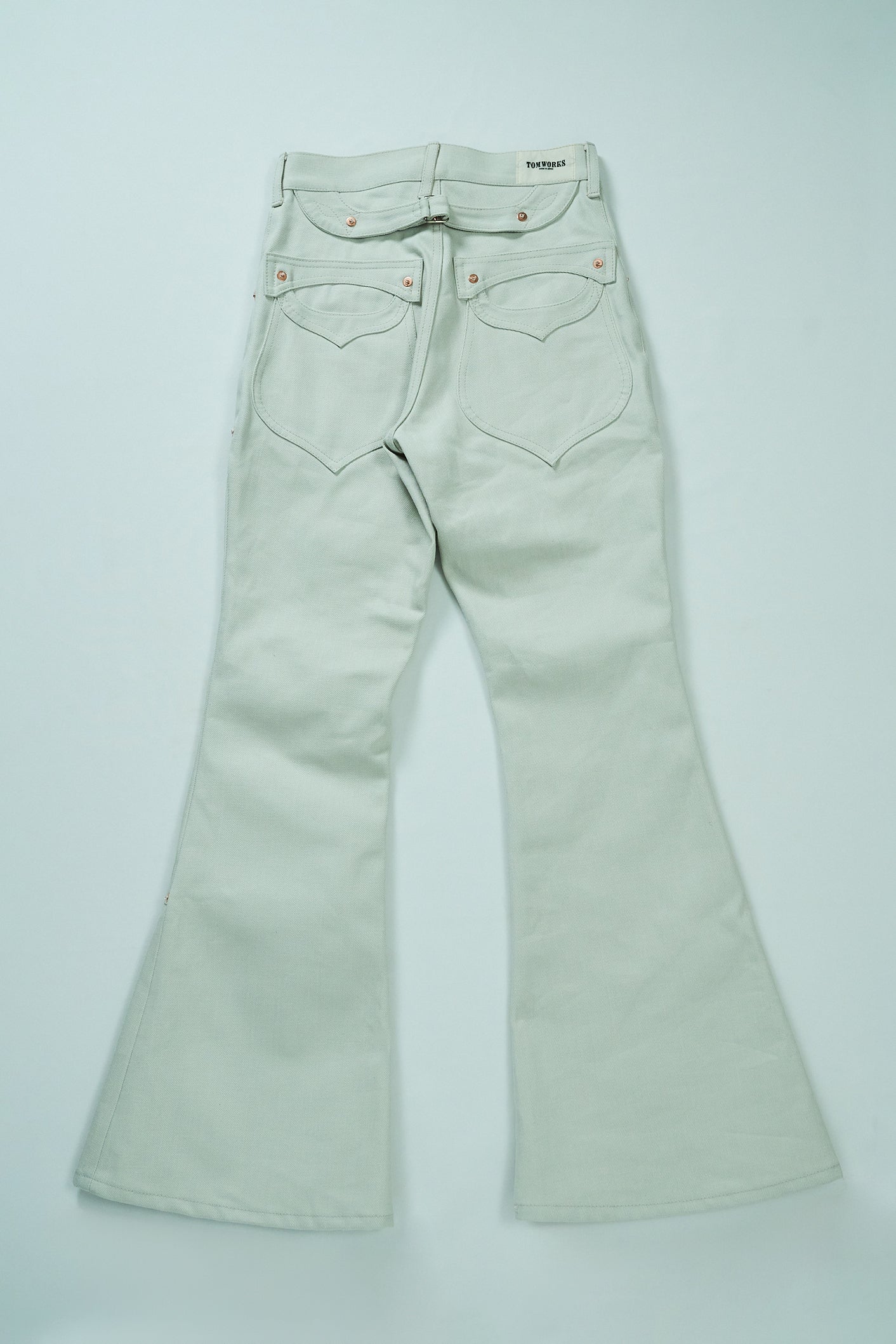 SWEEP Wknee BELL BOTTOM PANTS -White -