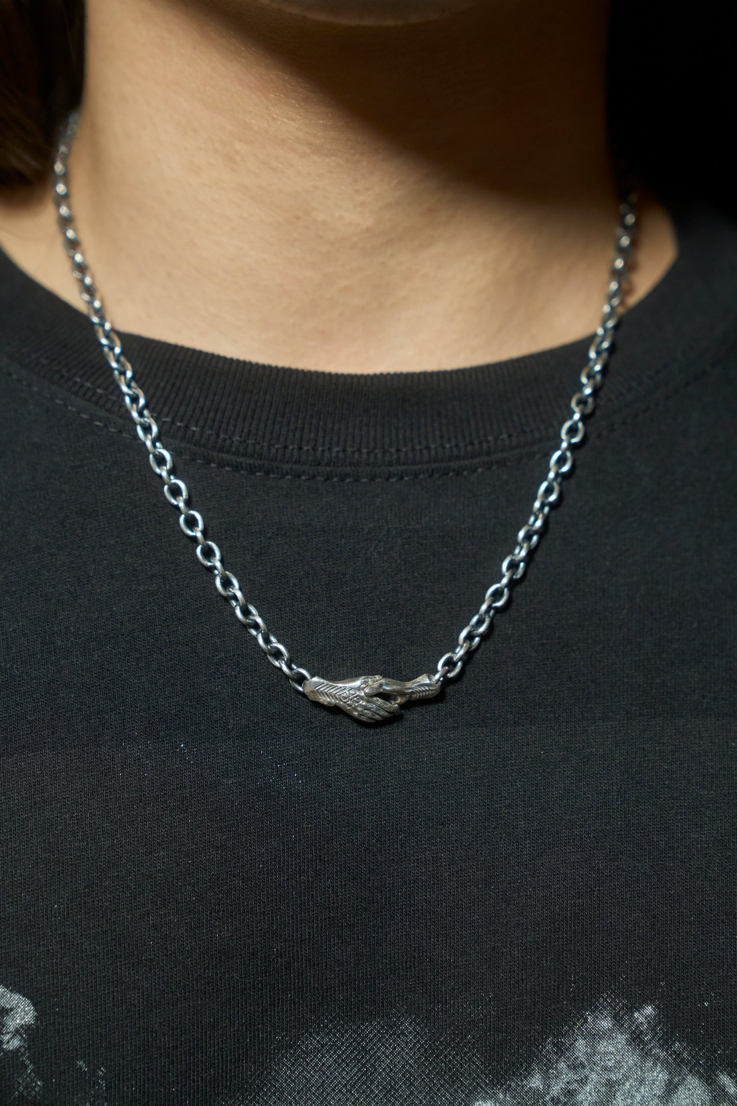 SHAKE HANDS Necklace -Tattoo Senju-
