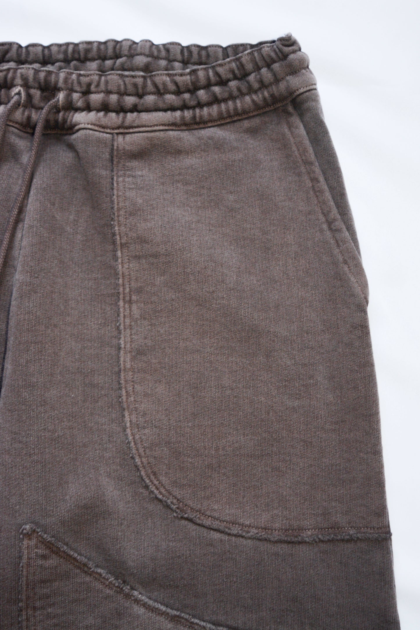 SWEAT PANTS -Brown-