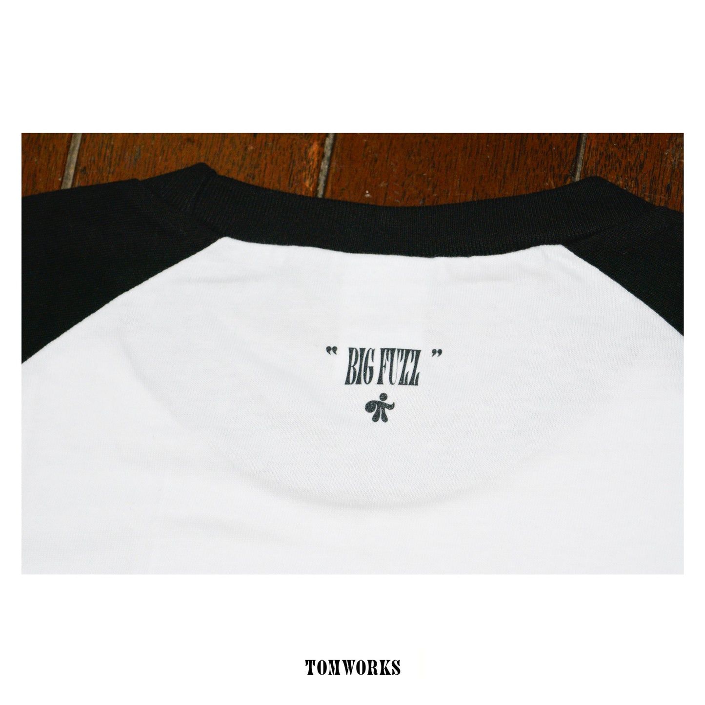 "BIG FUZZ" T-shirt