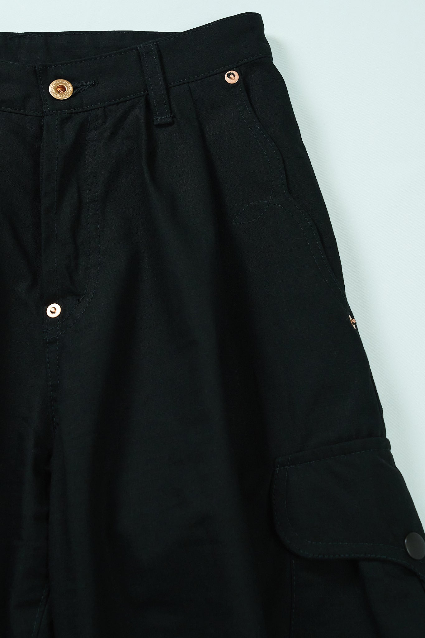 BULB POCKET CARGO PANTS -Black -