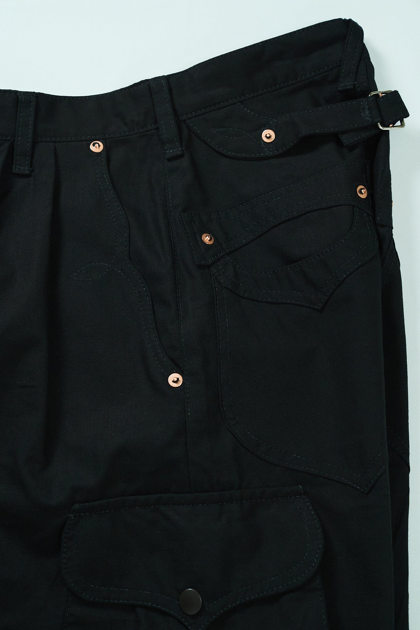 BULB POCKET CARGO PANTS -Black -