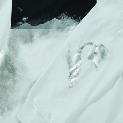 “Frostfall Mountain” Long T-shirt -White-